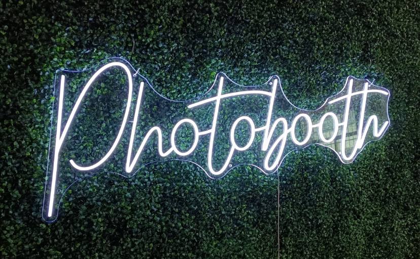 Photobooth Neon Sign - Neon Now with FREE Remote Contreo, Accessories and Woldwide Delivery.